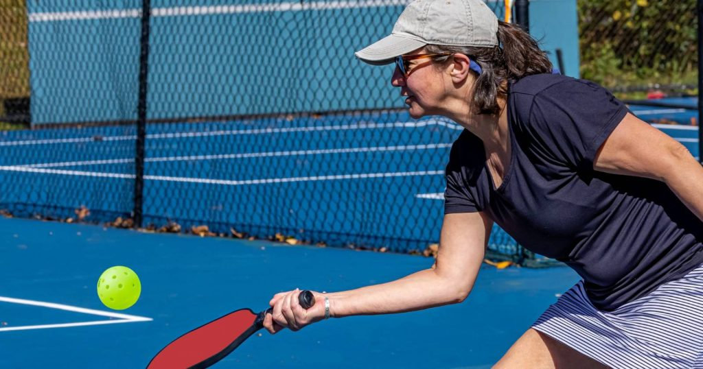 Cú đánh thứ ba: Chìa khóa vàng mở cửa trình độ cao trong pickleball 3rd-shot-drop-pickleball-mypickle